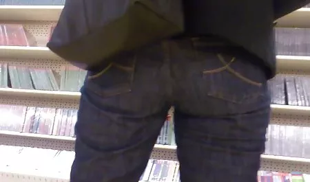 امرأة سمراء جميلة الهواة مع شعر كس سكس محارم مترجم حقيقي مارس الجنس
