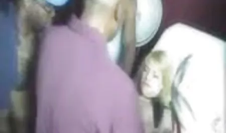 وكيل سكسك محارم وهمية الساخنة الروسية كبير الثدي يحصل على الوجه