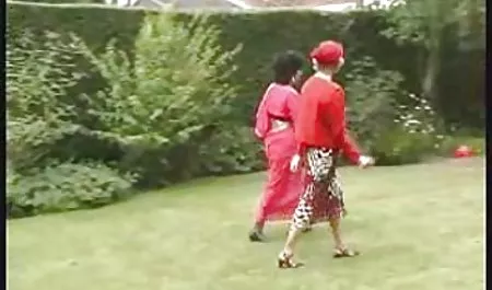 مثلي الجنس سكس عنيف محارم هزت على أرجوحة مع ديك في الحمار