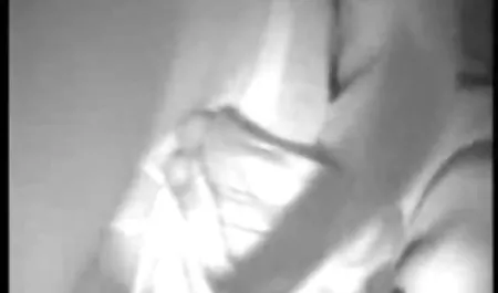 اثنين ناضجة ، الشهوانية سكس محارم قذف العاهرات تعلم أن تمتص ديك