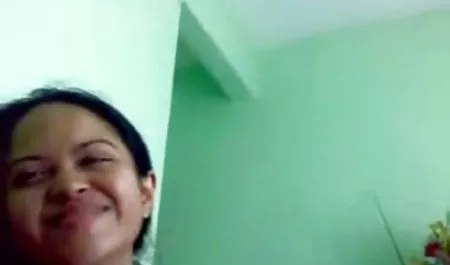 ، حريصة على الحصول مارس الجنس, تجد الرجال لأنفسهم أن مزق كل منهم الثقوب. بعد أن اغتصبت الفتيات بفارغ الصبر يشق أعضاء في أعماق أفواه سيكس اخوات مترجم