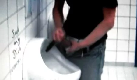 اثنين الشهوانية الفراخ يداعب كس مع سكس اخته وامه هزاز