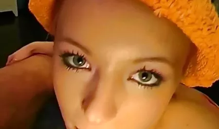 ناضجة سكس تجسس محارم العاهرة نيكول شيريدان مارس الجنس بوسها مع هزاز
