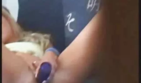 اثنين من سكس مترجم اخ واخته الشباب الأغصان اللعنة على التراس في الهواء الطلق
