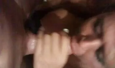 هوايتي القذرة - فاتنة مفلس يحصل على سكس محارم مثير وجهها زينت في الهواء الطلق
