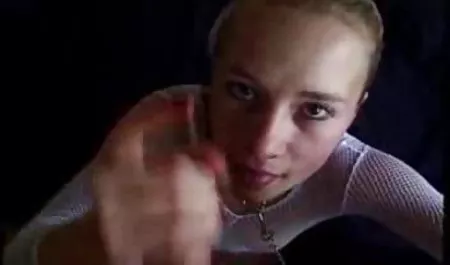 أحمر العاهرة الملاعين صديقها مع حزام على اساس, مما يجعل لها أنين بصوت سكس محارم حلو أعلى وأعلى صوتا