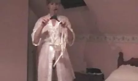مثير سكس هندي امهات نيكيتا بيلوتشي يحصل مارس الجنس في الهواء الطلق في الشرج