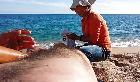عشبة رجل تقلع لها أخت سكس محارم حقيقي مصري على الغوغاء الملاعين لها