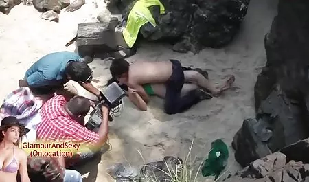 اثنين من الشباب سكس اخوات عنيف الفاسقات يمسح ذكر الديك