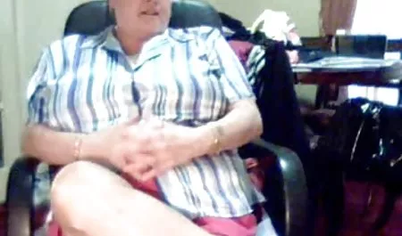 اثنين من المتنزهين يمارس سكس عنيف امهات الجنس مع ناضجة دليل الهندي