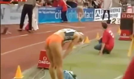 ايمو سكس محارم نسوانجي فتاة أيضا يحب أن يداعب نفسها