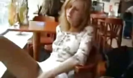 لطيف فتاة افلام سكس اجنبي مترجم امهات امتص الديك من الزنجبيل الرجل