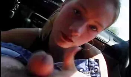 لطيف سكس محارم الماني فتاة أنيا بالإصبع متحمس كيتي