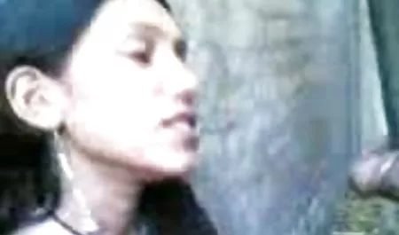 العاهرة إدراج هزاز في صديقة لها سكس اجنبي مع اخته كس بلطف الملاعين لها. الجزء 2