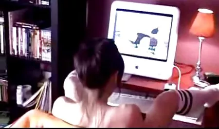 مألوفة رجل جاء إلى زيارة مفلس الأم سكس محارم كبيره و كانت على وشك دش!